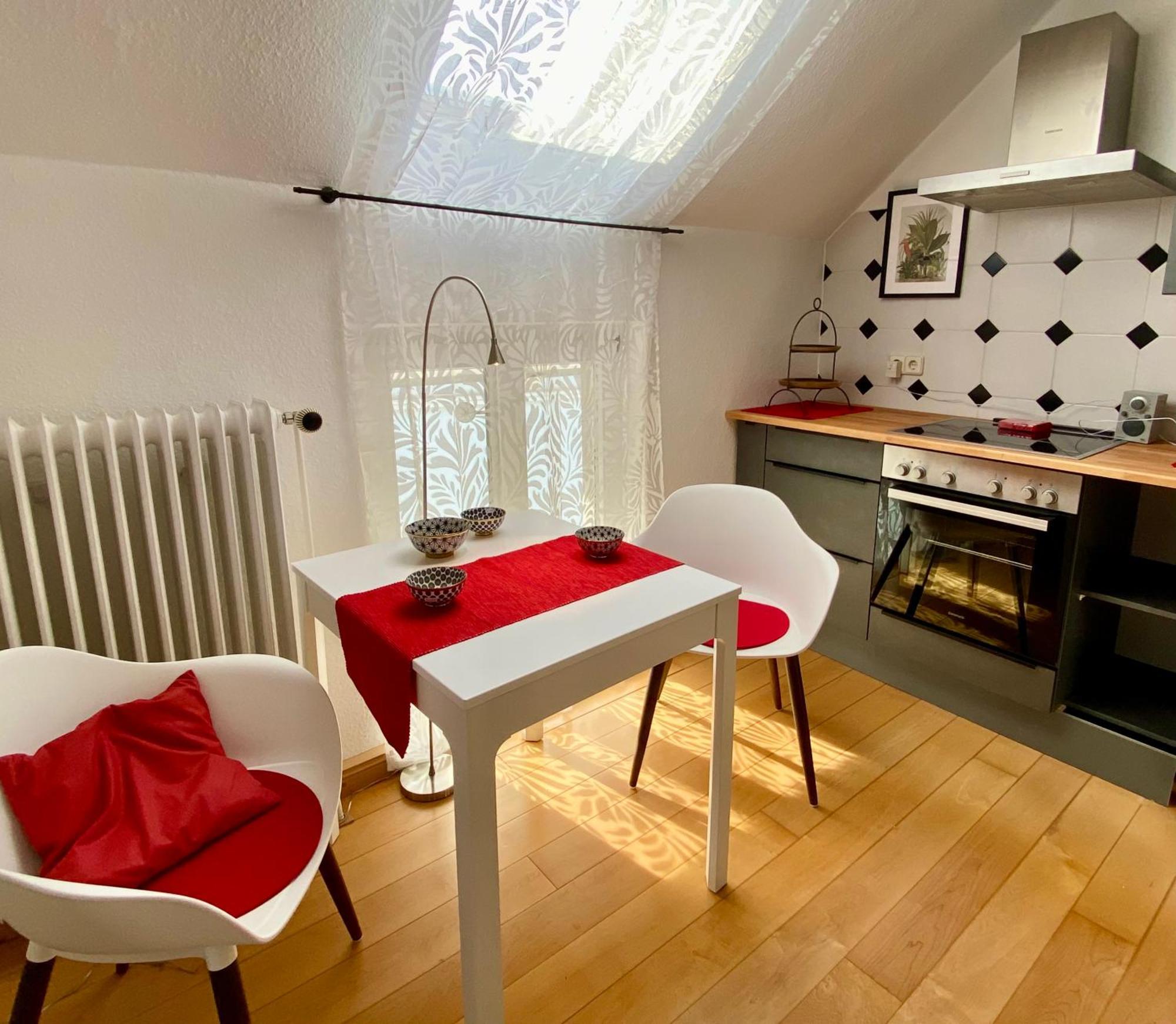 Ruhige Wohnung In Zentral Gelegener Gruenderzeitvilla Oldenburg Esterno foto