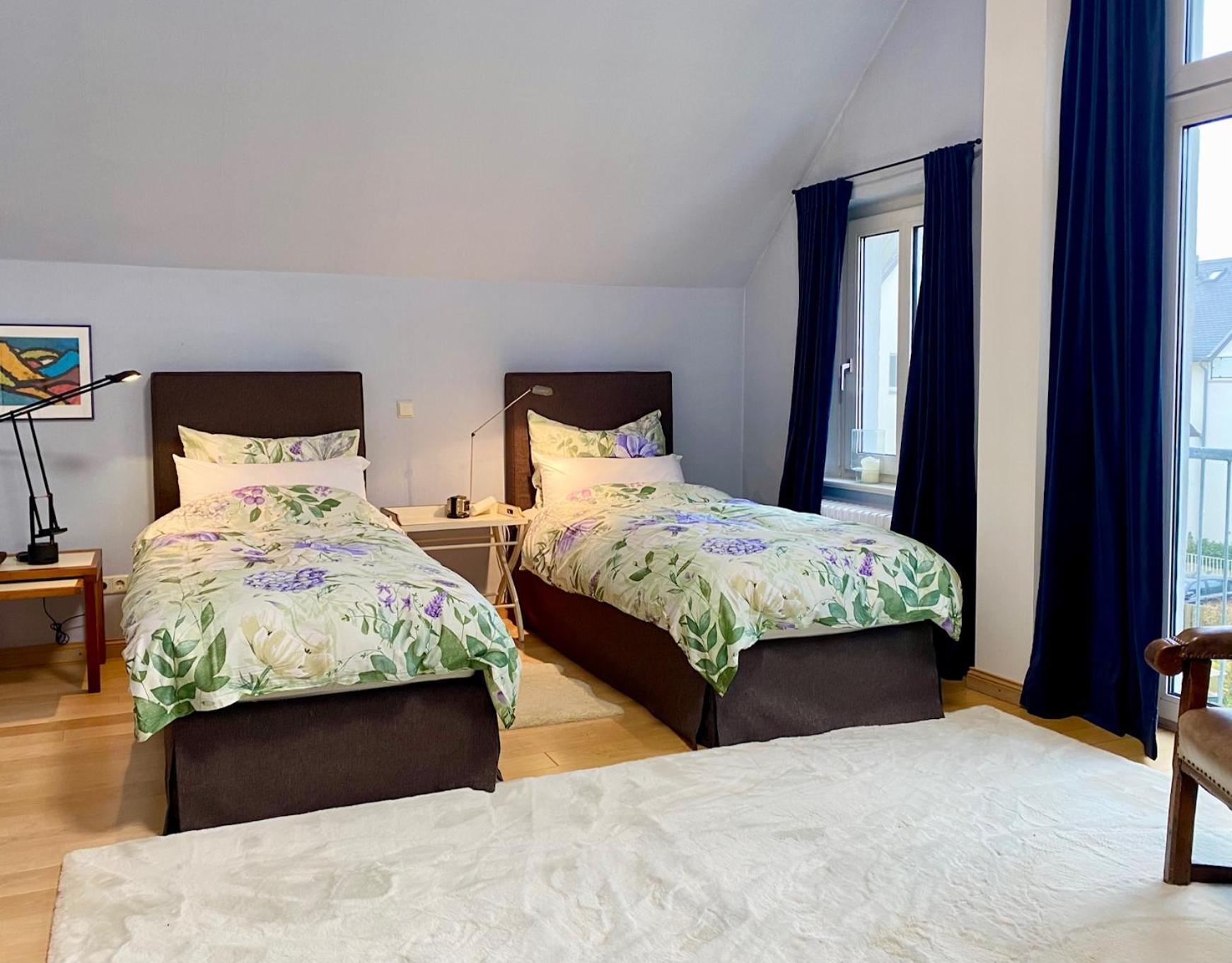 Ruhige Wohnung In Zentral Gelegener Gruenderzeitvilla Oldenburg Esterno foto